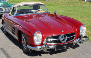 $1.6 Million paid for a 1961 Mercedes 300 SL in Le Mans sale