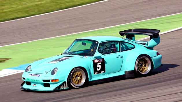 700 BHP Porsche 911 GT2 Bi-Turbo gets usedin the way it was intended